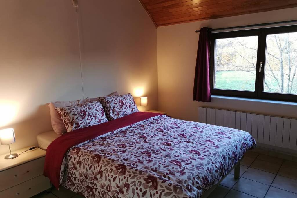Lo'Ree Des Pres Apartment Grandrieu Exterior photo