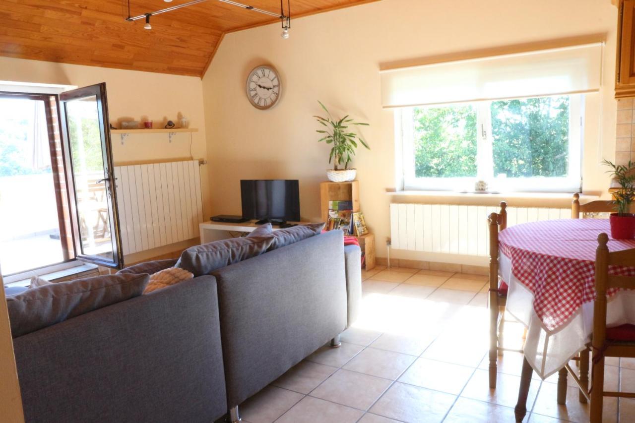 Lo'Ree Des Pres Apartment Grandrieu Exterior photo